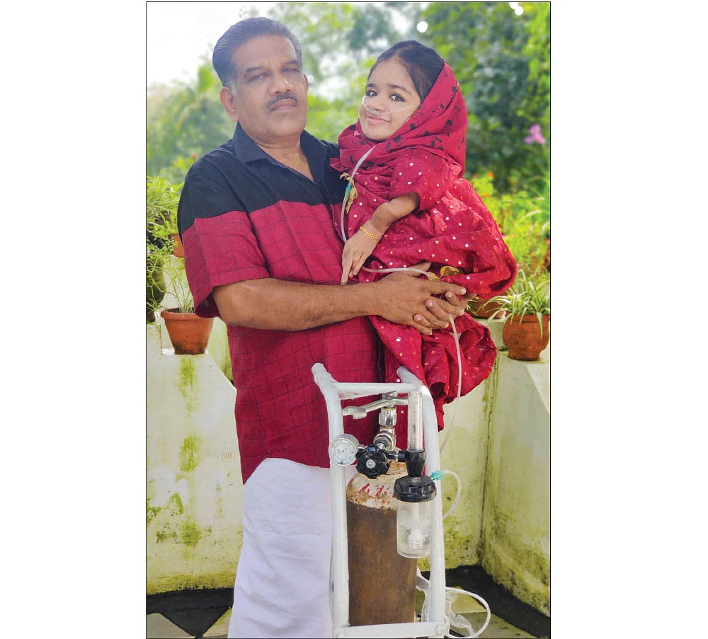 தந்தையுடன்...