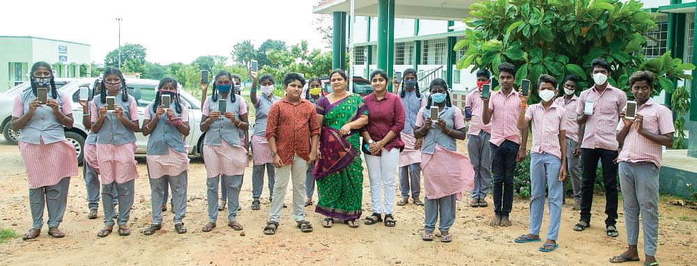  பள்ளியில்...