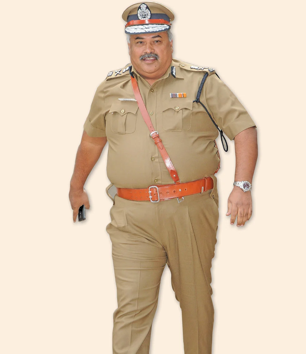 சர்ச்சை நாயகனுக்கு சவால் பதவி!