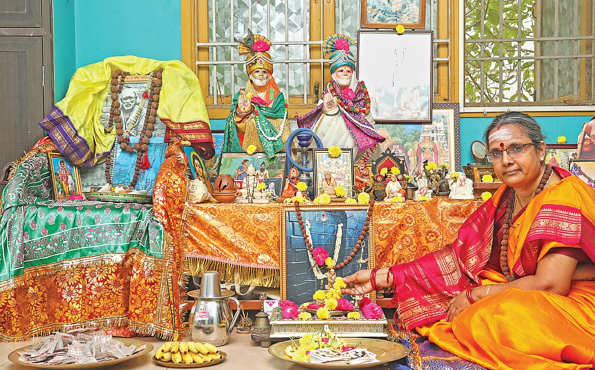 அற்புதங்கள் நிகழ்த்தும்
ஷீர்டி ஸ்ரீசாயி சத்யநாராயண
பூஜை!