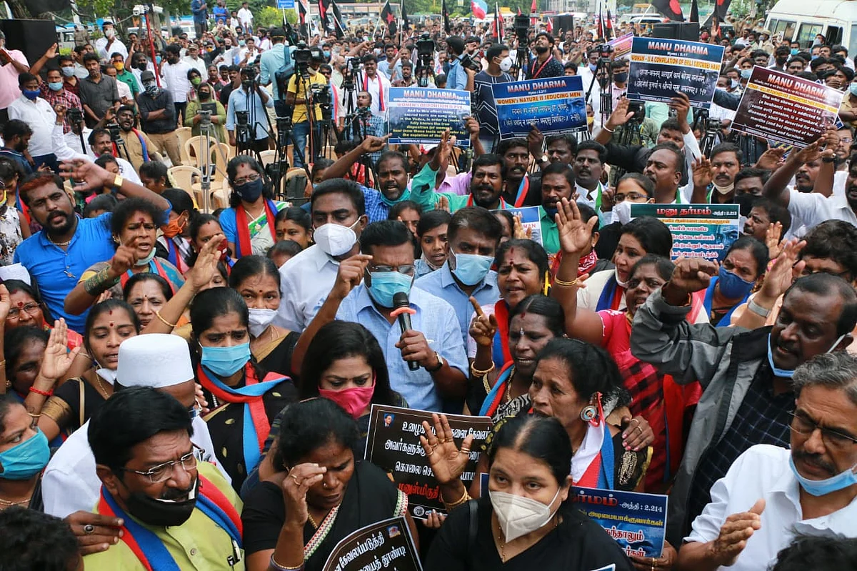 `40 நிமிட உரை; முழுமையாகக் கேட்க வேண்டும்’ - `மனு தர்ம’ நூல் விவகாரத்தில் திருமாவளவன் பதில்