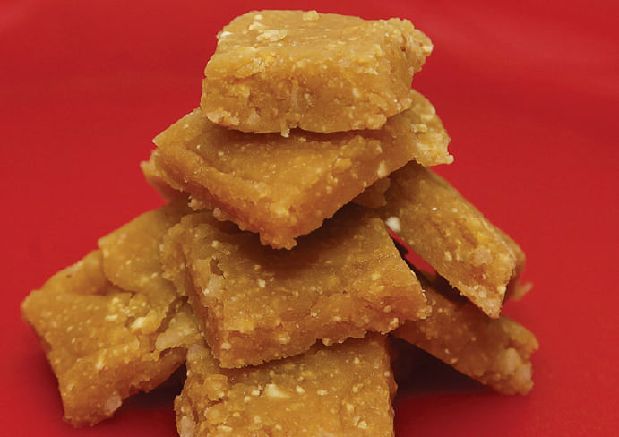 தீபாவளி ஸ்பெஷல்... ஹெல்த்தி - ஈஸி 30 வகை ஸ்வீட் - காரம் - சூப்