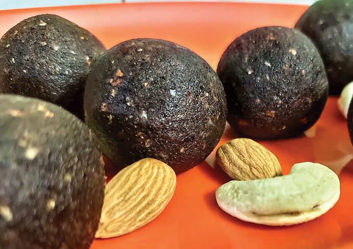 தீபாவளி ஸ்பெஷல்... ஹெல்த்தி - ஈஸி 30 வகை ஸ்வீட் - காரம் - சூப்