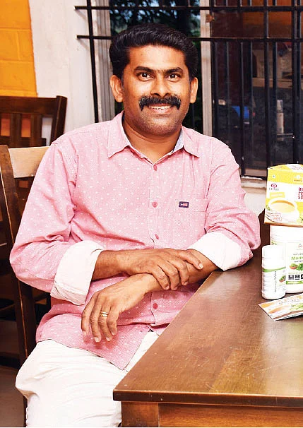 சரவணக்குமார்