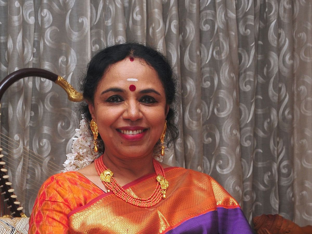 ``கமலா ஹாரிஸைப் பாராட்டுகிறார்கள்... என் மகள் திருமணத்தை ஏன் எதிர்த்தார்கள்?” - சுதா ரகுநாதன்