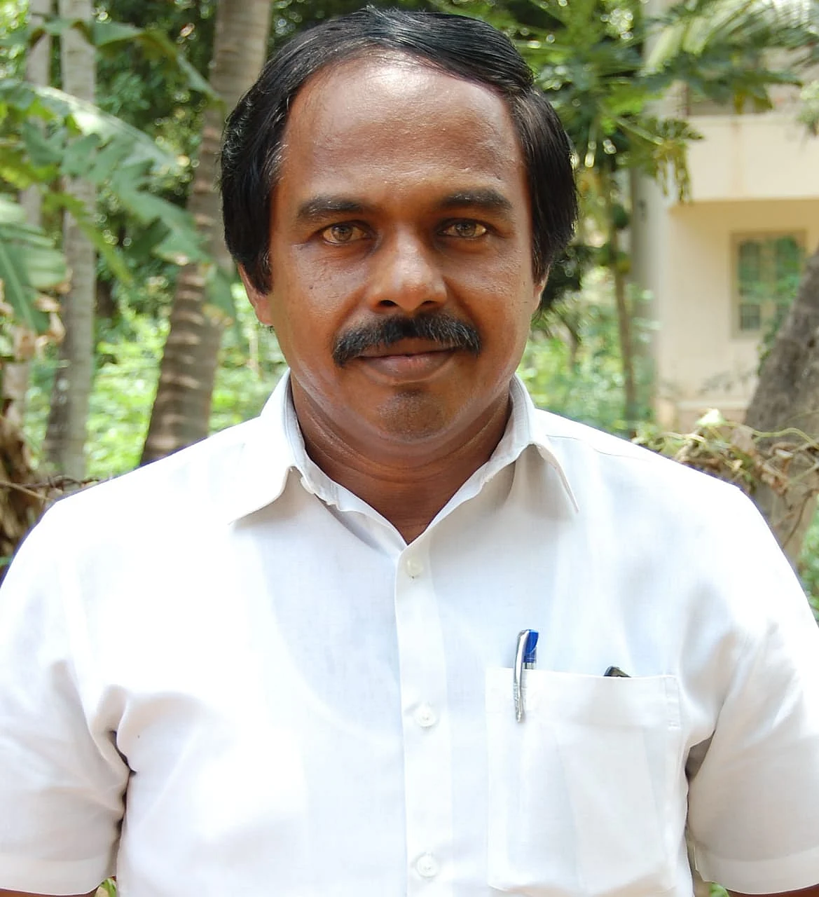 மனோ தங்கராஜ்