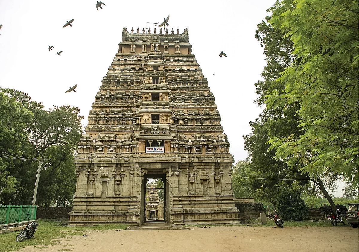 வரலாற்றுப் பொக்கிஷம் வாலிகண்டபுரம்!