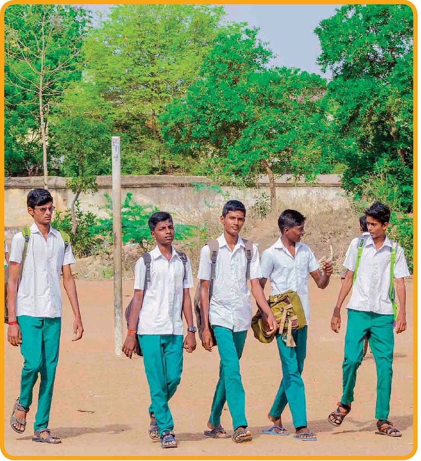 அரசுப் பள்ளி மாணவர்கள்