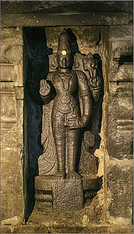 வரலாற்றுப் பொக்கிஷம் வாலிகண்டபுரம்!