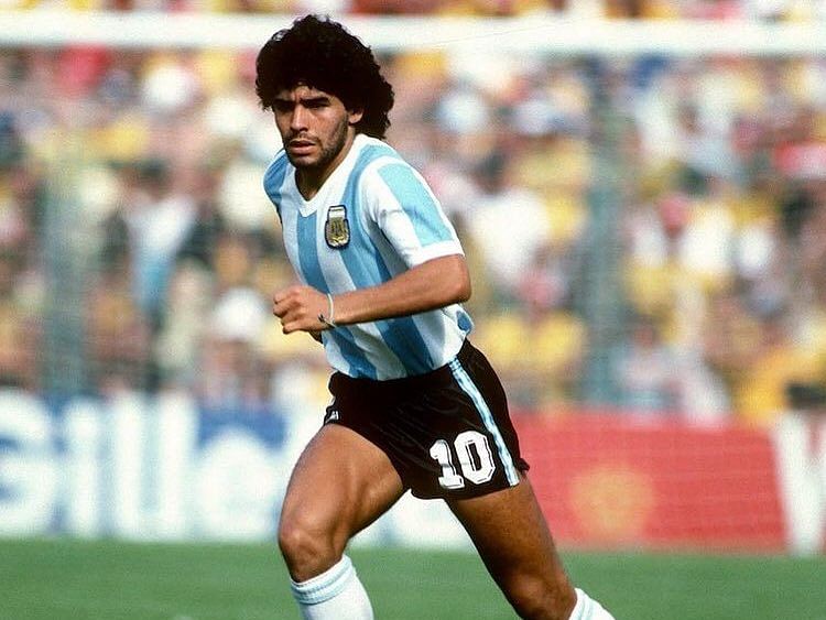மரடோனாவின் கால்களை ஏன் வடசென்னை இளைஞன் கொண்டாடினான்? #Maradona