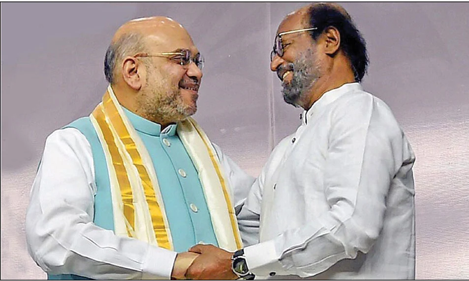மிஸ்டர் கழுகு: என்னய்யா... என்னை ஞாபகம் இருக்கா! - பழைய பல்லவியை தூசுதட்டும் அழகிரி...