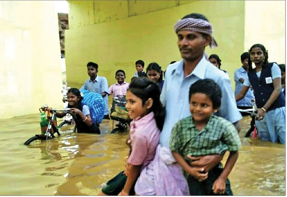உயிரைப் பணயம் வைக்கும் திகில் பயணம்!