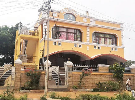 தென்காசியில் போலீஸில் சிக்கிய மோசடி நிறுவனம்! - மக்களே உஷார்!