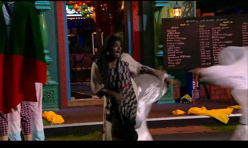 டாஸ்க் எல்லாம் சூர மொக்கை... என்னம்மா இப்படி பண்றீங்களேம்மா! பிக்பாஸ் - நாள் 45