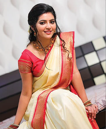 சினிமா விகடன்...