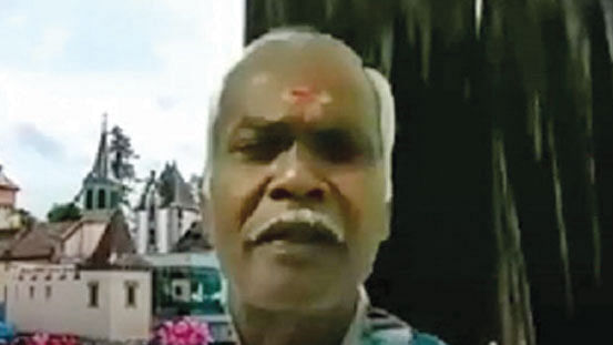 ‘ஓடந்துறை’ சண்முகம்