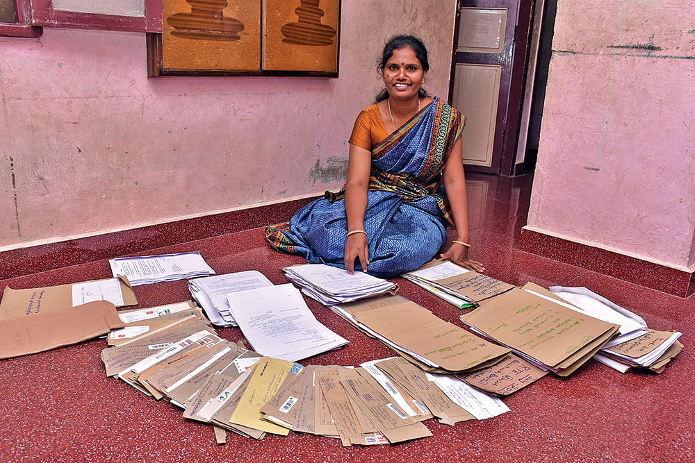 600 ஆர்.டி.ஐ. மனுக்கள்...
அரசு மருத்துவமனைகளில் நல்மாற்றங்கள்... ஆச்சர்யப்படுத்தும் வெரோணிக்கா மேரி!