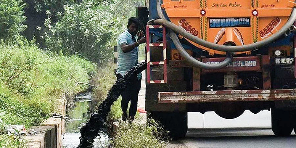 அம்மாவும் இல்லை; அக்காவும் இல்லை!