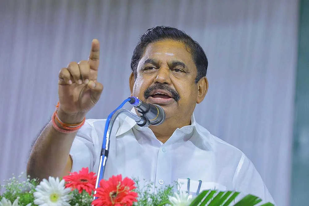 மிஸ்டர் கழுகு: சத்தமில்லாமல் க்ளோஸ் ஆன ஃபைல்!