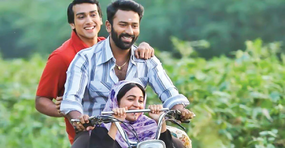 சினிமா விகடன்: பாவக் கதைகள்