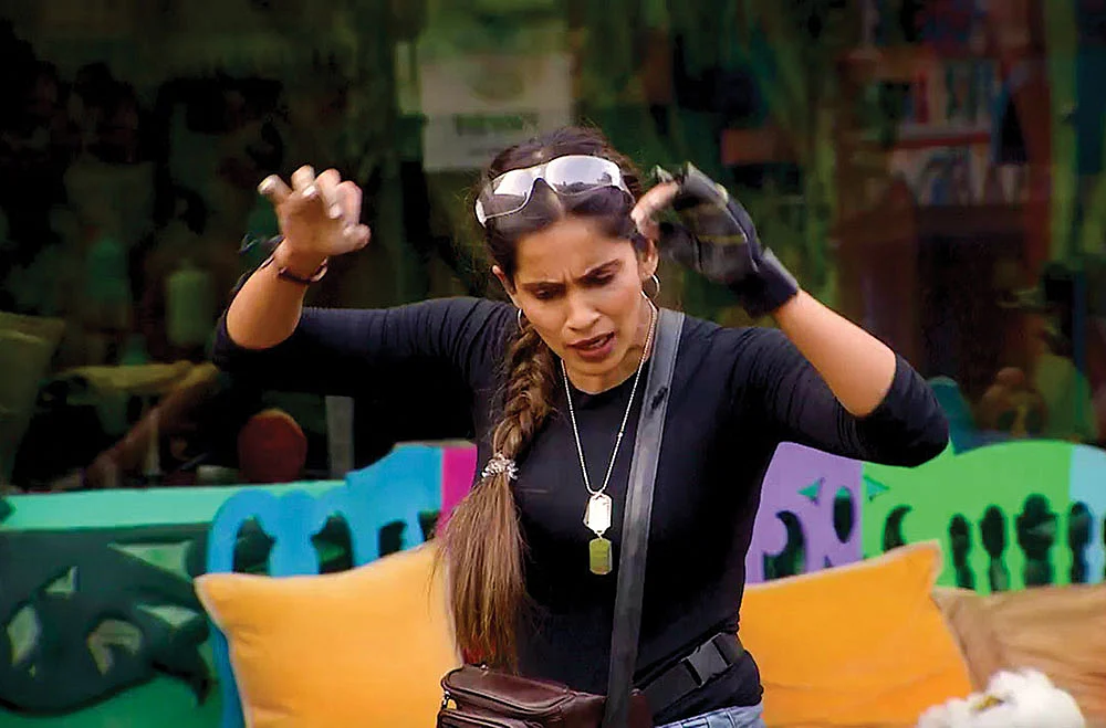 விகடன் TV: பிக்பாஸ் வெளியேற்றம் நியாயம்தானா?
