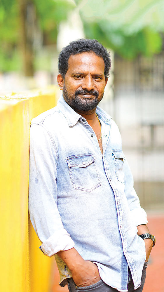 எம்.ஜி.ஆருடன் ‘டவுசர்’ கனி, ‘அன்பளிப்பு’ சசி!