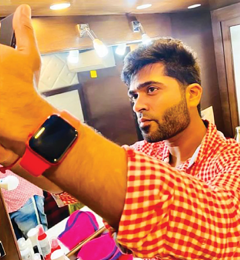 Simbu - நான் எப்டி இருக்கேன்?