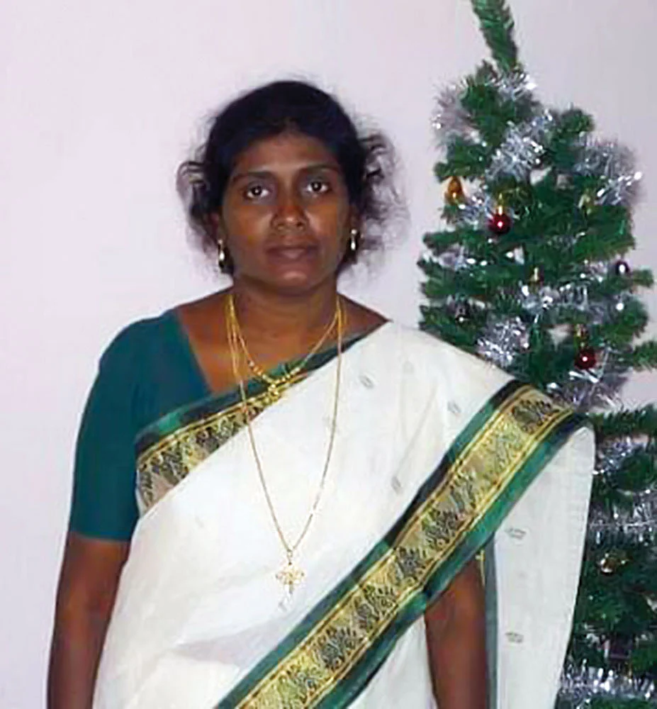 கரோலின்
