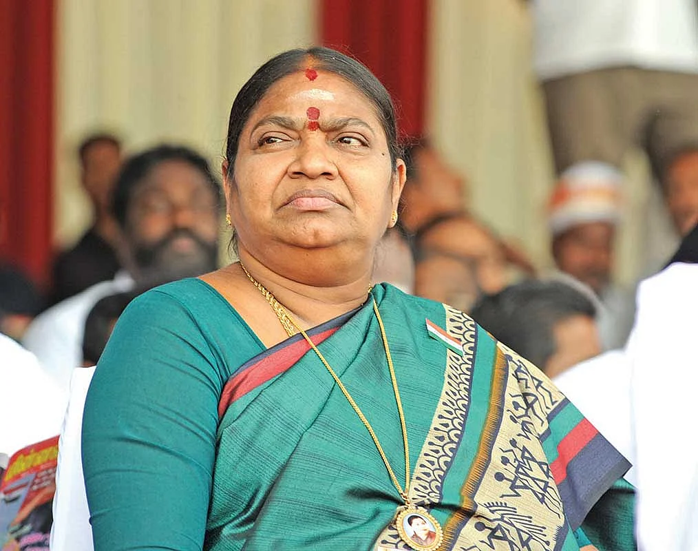 பா.வளர்மதி
