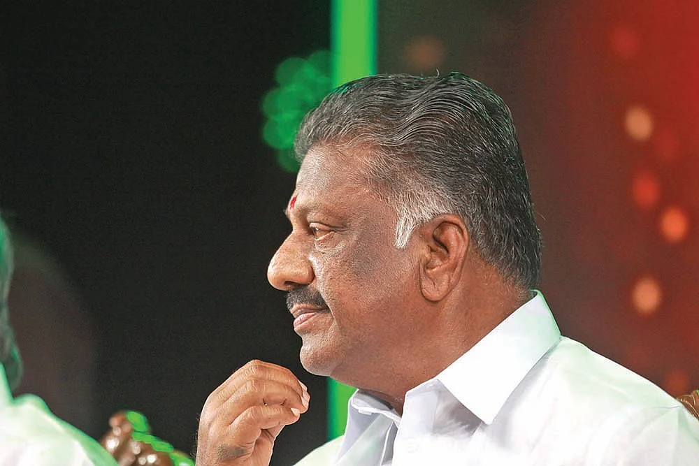 பன்னீர்செல்வம்
