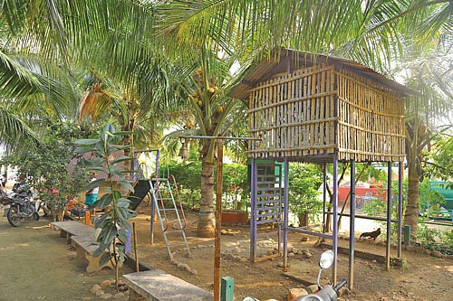 தங்கும் குடில்
