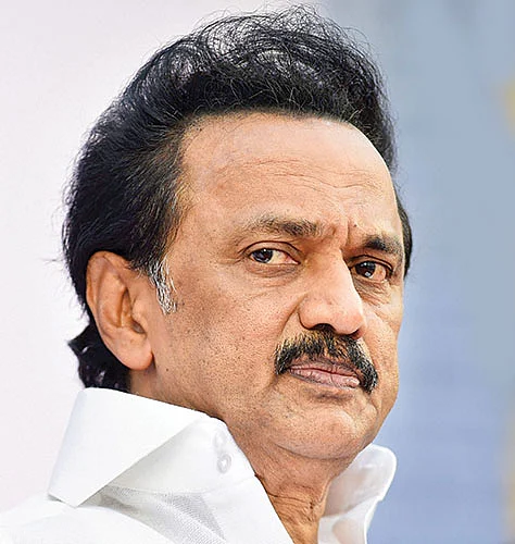 என்ட்ரி ஆகும் ரஜினி... என்ன நடக்கும் 2021 தேர்தலில்?