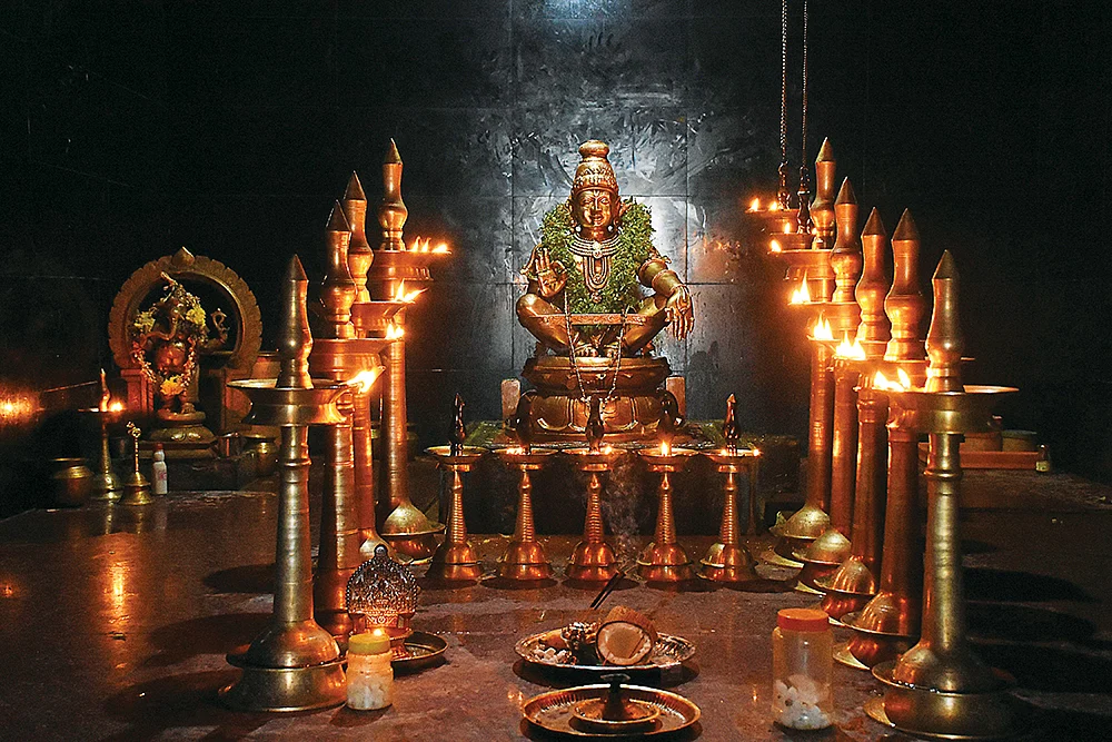 `நீங்களே நெய் அபிஷேகம் செய்யலாம் சுவாமி ஐயப்பனுக்கு!’