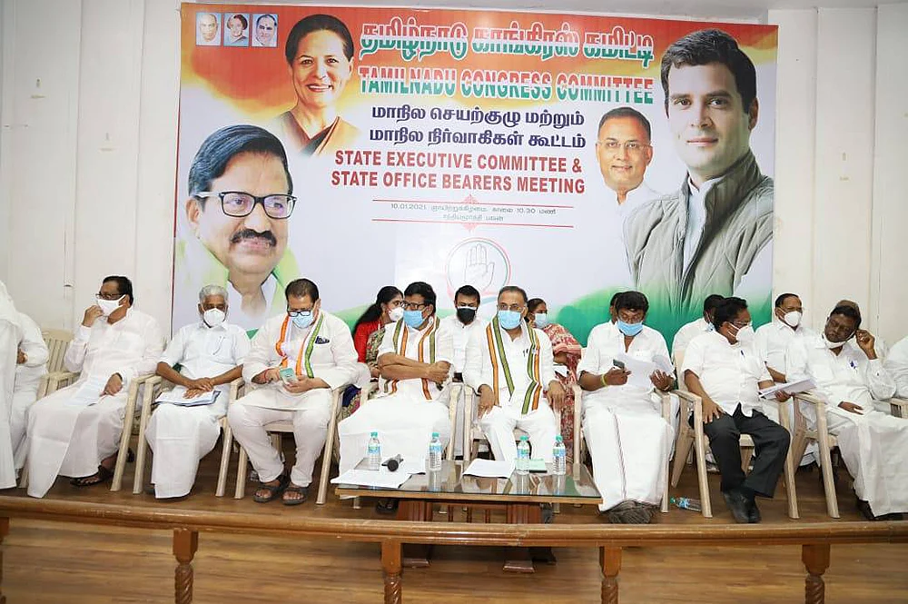 மிஸ்டர் கழுகு: பா.ஜ.க-வை விமர்சிக்க வேண்டாம்! - வாய்ப்பூட்டு போடும் அறிவாலயம்...