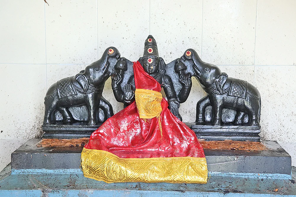 பொன் பொருள் அள்ளித் தரும் ஐஸ்வர்ய ஈஸ்வரன்!