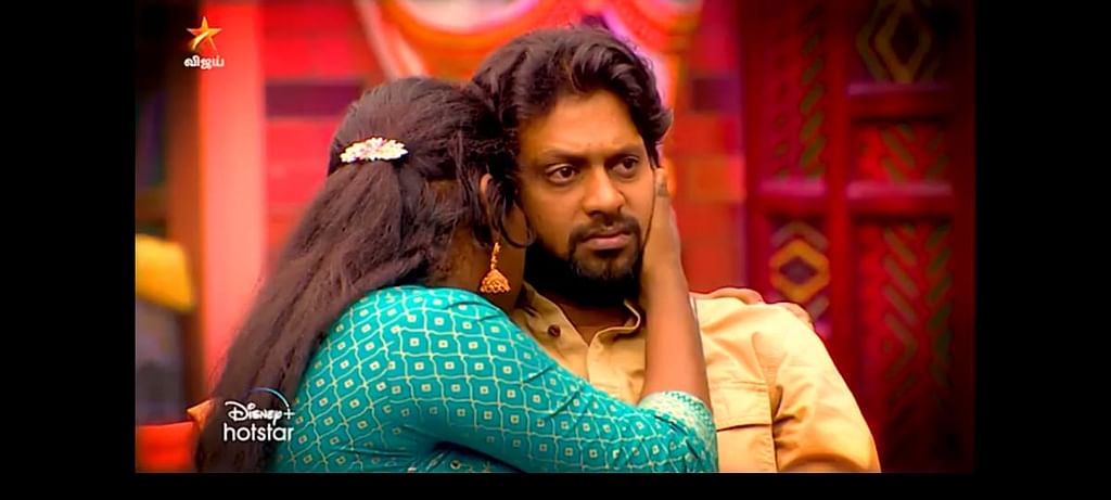 பிக்பாஸ் டைட்டிலா, விஷ பாட்டிலா... காற்றில் பறக்கும் ரூல்ஸ்! - நாள் 101