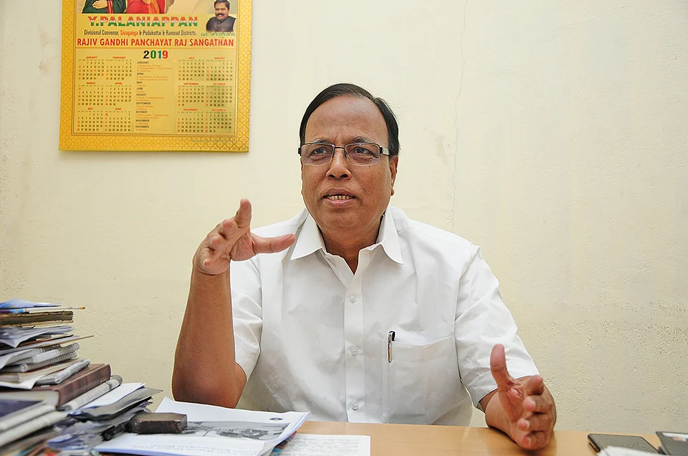 ஆளுக்கொரு பதவி... வாரிசுகள் பராக்! - காங்கிரஸின் ‘ஜம்போ பட்டியல்’ சர்ச்சை