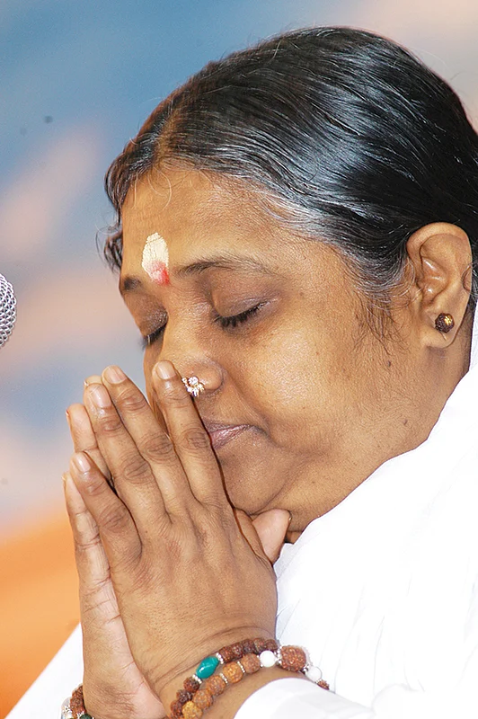ஆறு மனமே ஆறு! - 17 - ஸ்ரீமாதா அமிர்தானந்தமயி