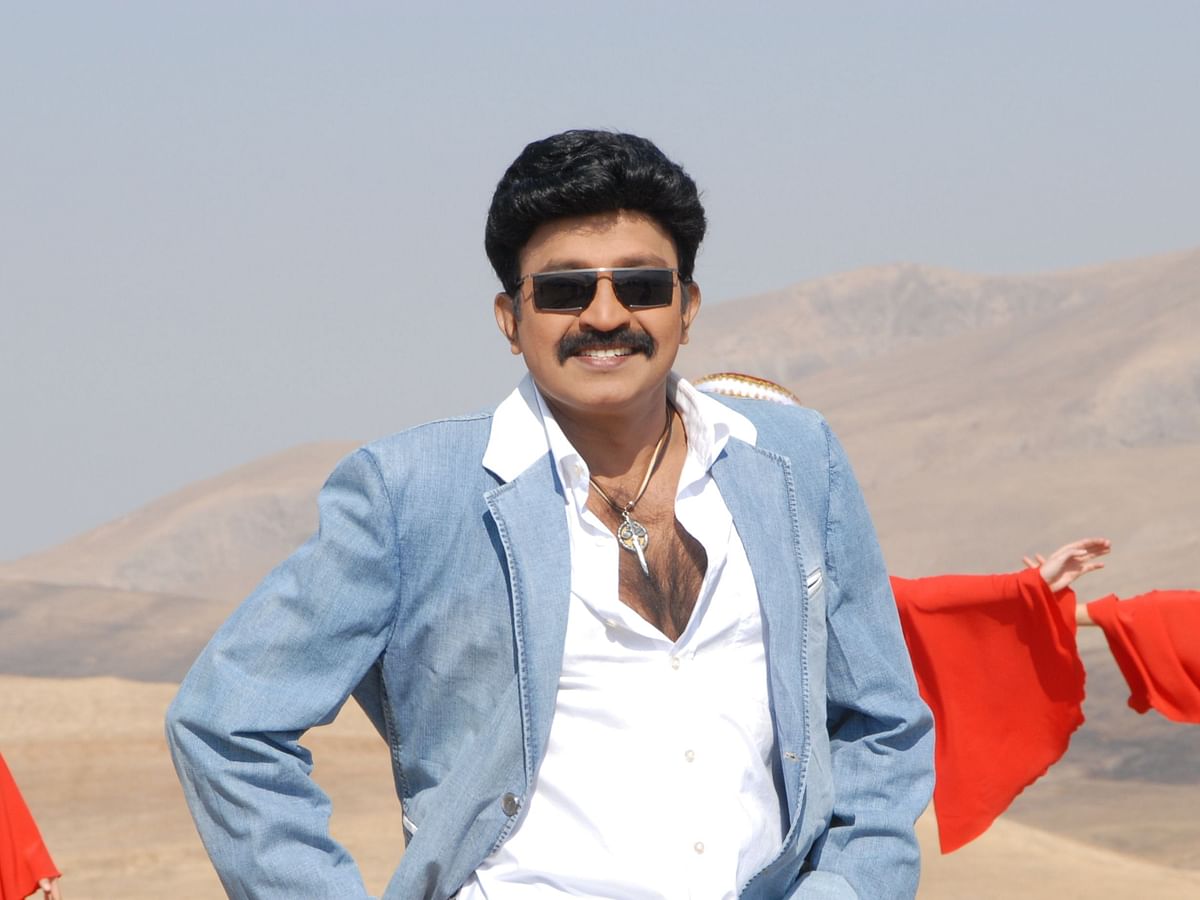 `என்னோட தாழ்வு மனப்பான்மை போக ஜீவிதாதான் காரணம்!'' - நடிகர் டாக்டர் ராஜசேகர் #AangalaiPurindhuKolvom