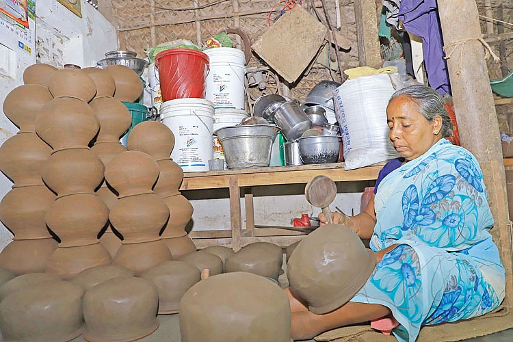 மண் பானைகளுக்கு மறுமலர்ச்சி... பெருகி வரும் பாரம்பர்யம்!
