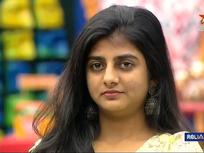 5 லட்சத்துடன் வெளியேறிய கேபி... பிக்பாஸ் வீட்டில் என்ன நடந்தது?
