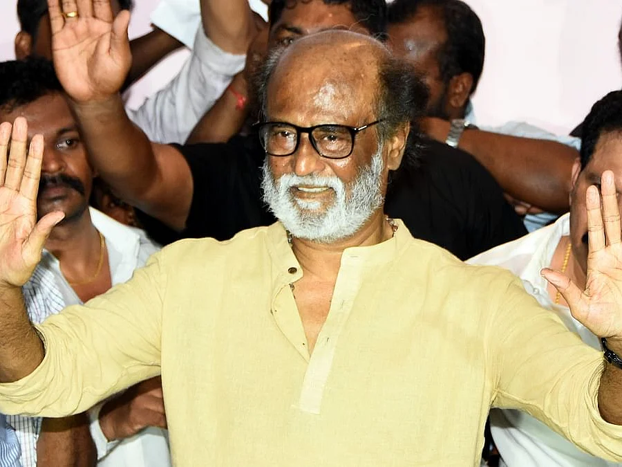 தூத்துக்குடி துப்பாக்கிச்சூடு: ஆஜரான வழக்கறிஞர்...
காணொலியில் விசாரணை நடத்திட ரஜினிகாந்த் மனு!