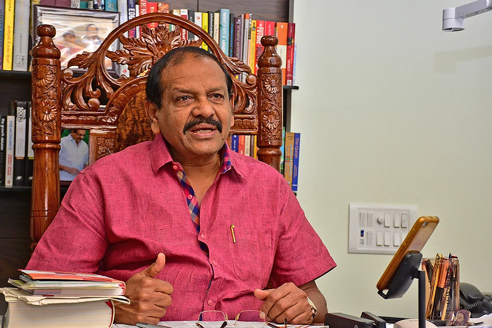 பட்ஜெட் 2021-22: பொருளாதாரத்தைத் தூக்கி நிறுத்துமா?