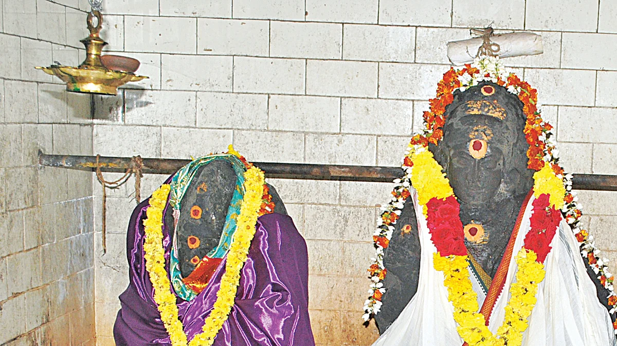 ஸ்ரீ பூரண- புஷ்கலை மகா சாஸ்தா ஐயனார்