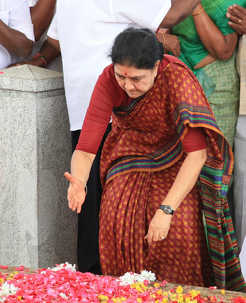 சசிகலா