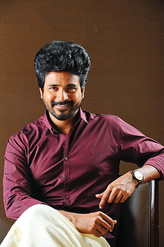 ‘ரஜினி பாராட்டு... ரஹ்மான் மியூசிக்... சூப்பர்ல!’ - செம குஷியில் சிவகார்த்திகேயன்