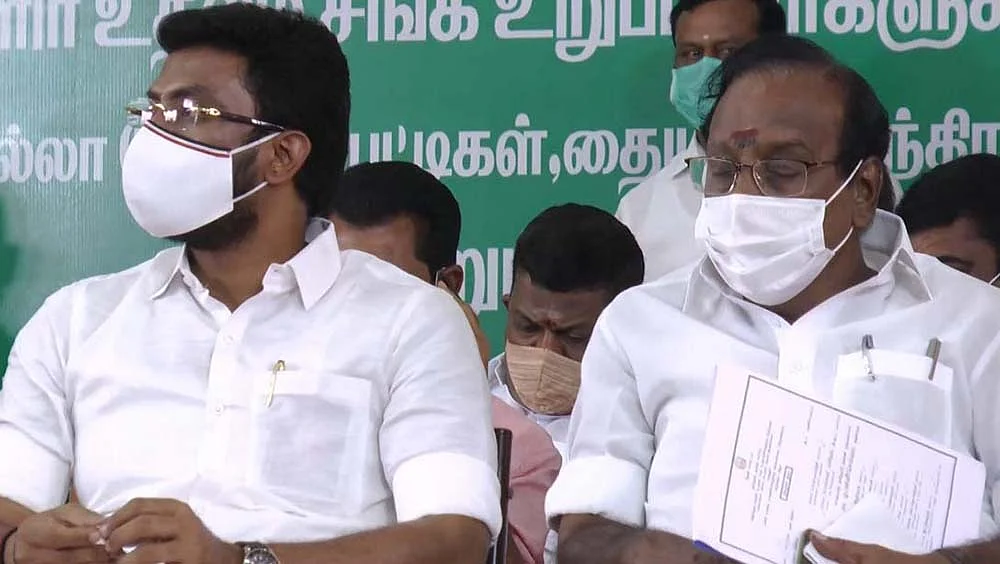 கரைவேட்டி டாட்காம்