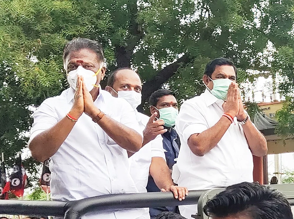 மிஸ்டர் கழுகு: பழைய புகார்... புதுச்சிக்கல்! - சபரீசனைக் குறிவைக்கும் டெல்லி