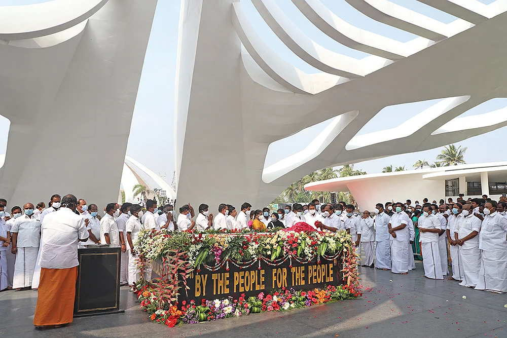 கழுகார் பதில்கள்