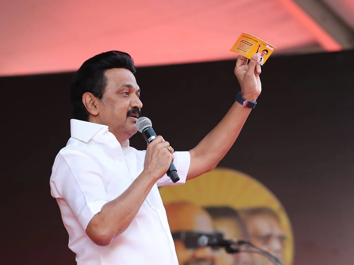 சிவகங்கை: `கீழடிப் பெருமையை மறைப்பவர்களுக்கு, தமிழர் ஓட்டு மட்டும் வேண்டுமா?! - ஸ்டாலின்